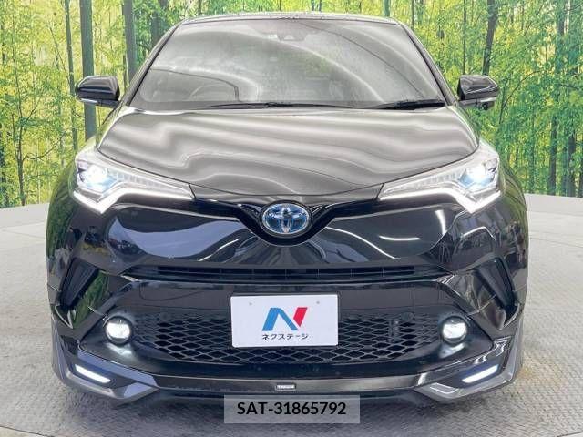 Toyota C-HR 2018-12 210437-15