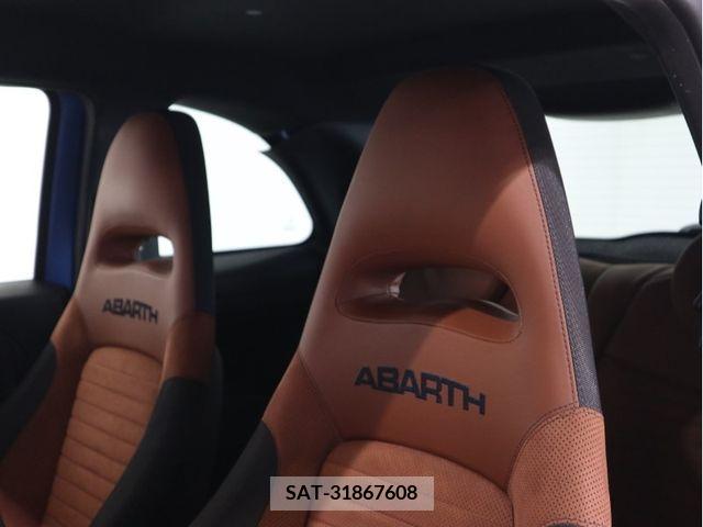 Abarth 595 2022-04 371644-16