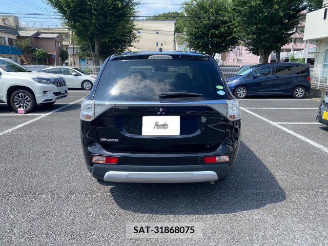 Mitsubishi OUTLANDER 2014-03 384552-4