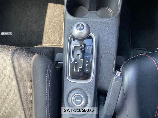Mitsubishi OUTLANDER 2014-03 384552-19
