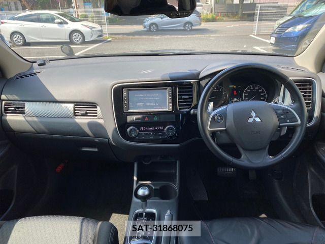 Mitsubishi OUTLANDER 2014-03 384552-8