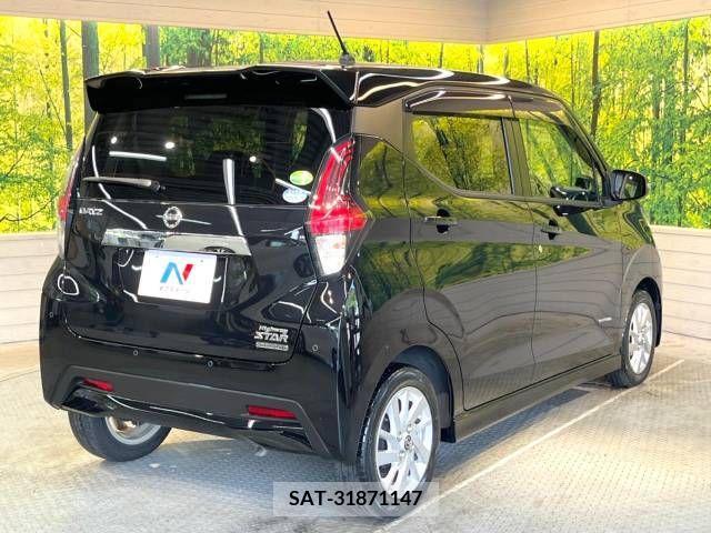 Nissan DAYZ 2019-09 358984-17