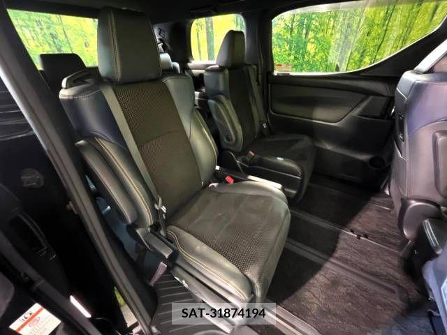 Toyota VELLFIRE 2017-02 288076-8