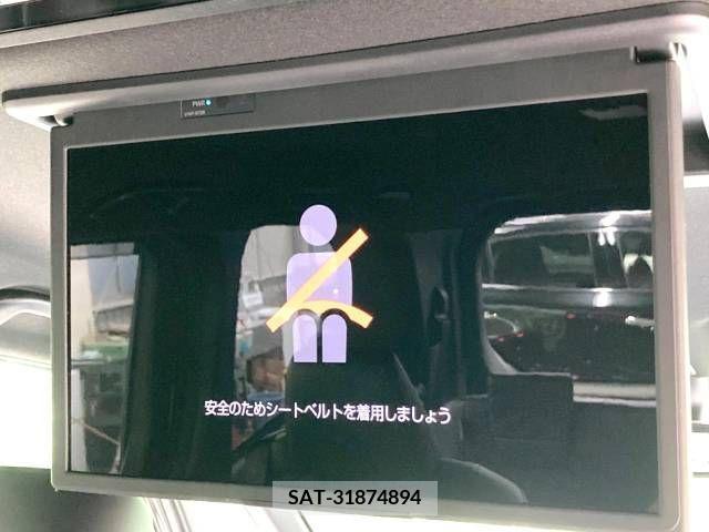Toyota VOXY 2022-10 374059-3