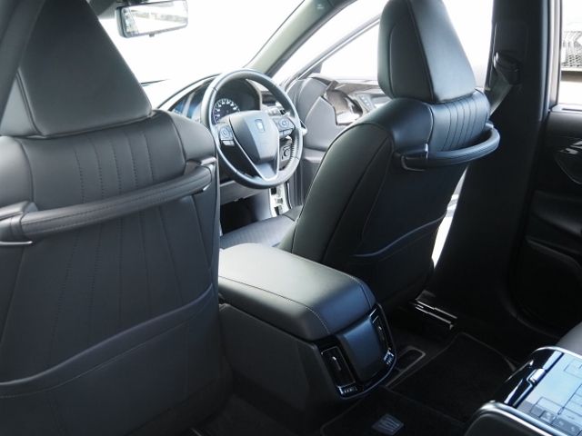 Toyota CROWN SEDAN 2018-09 28361-16