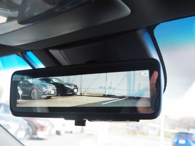 Toyota CROWN SEDAN 2018-09 28361-21