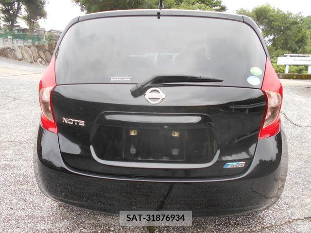 Nissan NOTE 2013-11 302324-2