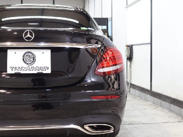 Mercedes Benz E-CLASS 2016-10 14345-14
