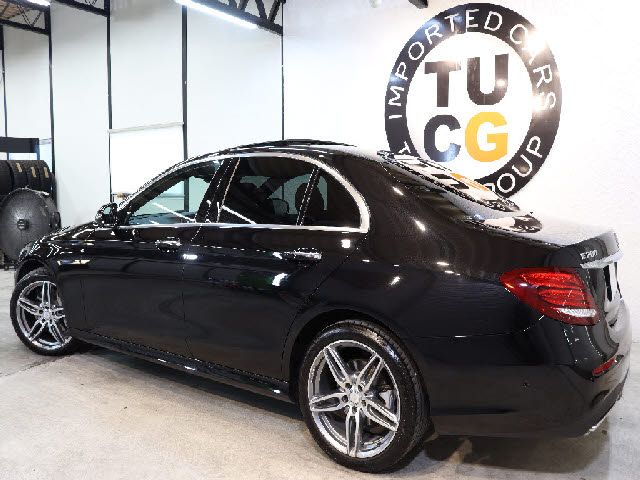 Mercedes Benz E-CLASS 2016-10 14345-12