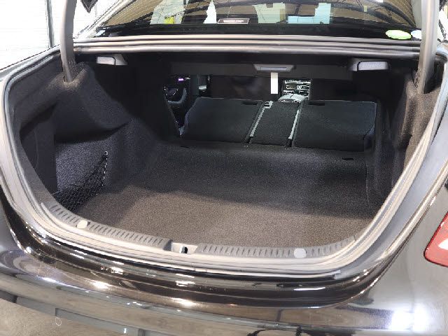 Mercedes Benz E-CLASS 2016-10 14345-6