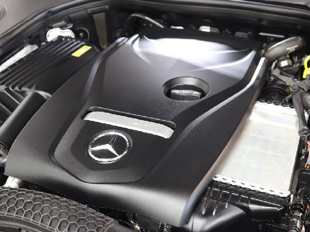 Mercedes Benz E-CLASS 2016-10 14345-5