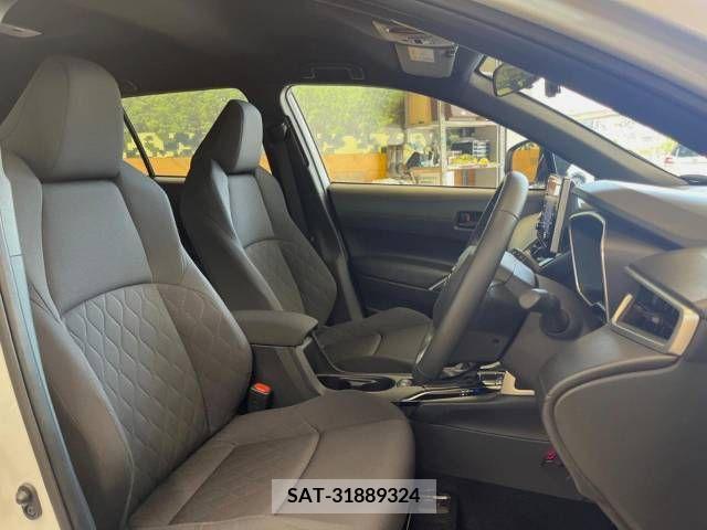 Toyota COROLLA CROSS 2023-04 372919-7
