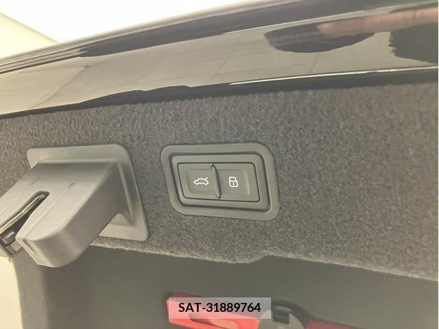 Audi A8 2019-03 212957-13