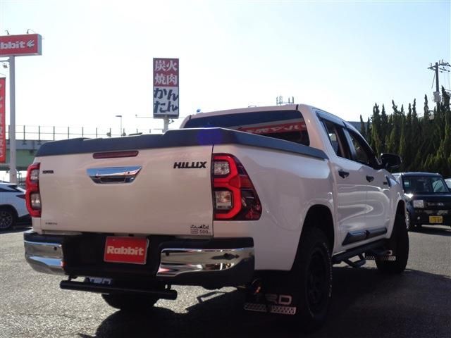Toyota HILUX 2021-06 185692-18