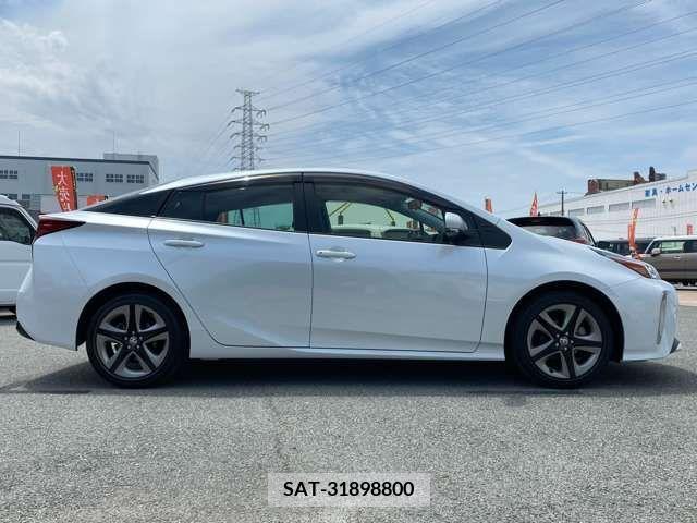 Toyota PRIUS 2020-08 250704-3