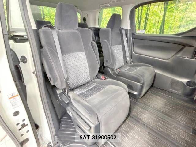 Toyota ALPHARD 2017-03 299381-9