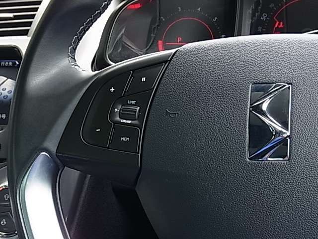 Citroen DS5 2016-07 6151-8