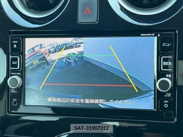 Nissan NOTE 2017-04 302414-5