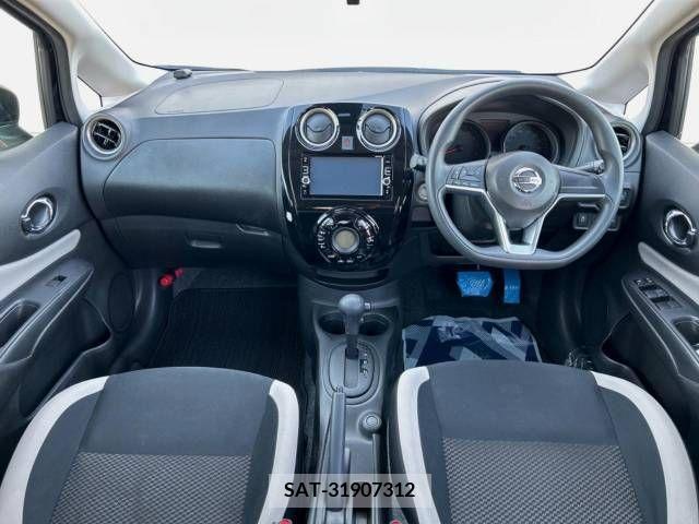 Nissan NOTE 2017-04 302414-1