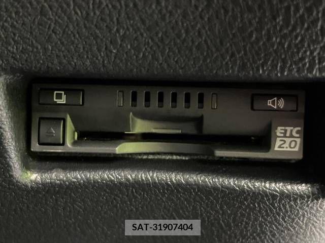 Toyota SIENTA 2018-06 314680-6