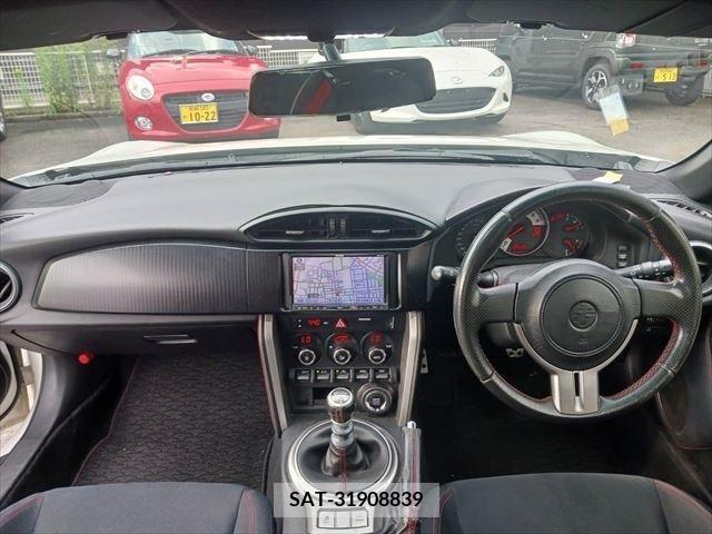 Toyota 86 2012-09 349783-1