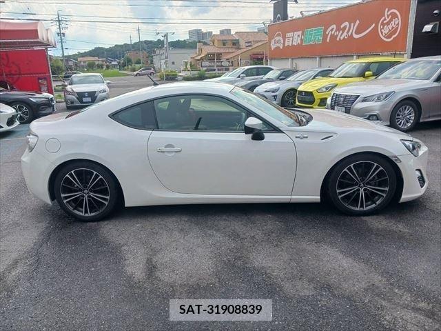 Toyota 86 2012-09 349783-13
