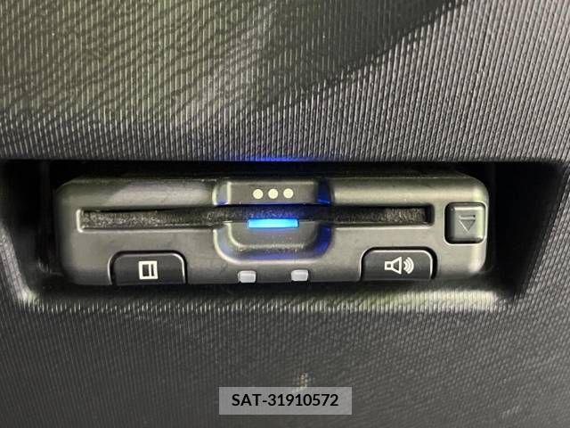 Toyota AQUA 2018-12 314089-7