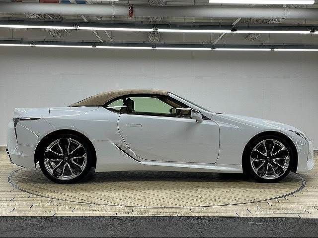 Lexus LC 2021-06 19709-13