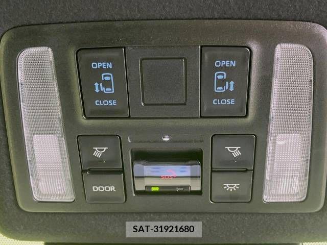 Toyota VOXY 2023-05 313602-2