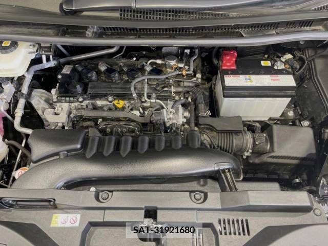 Toyota VOXY 2023-05 313602-19
