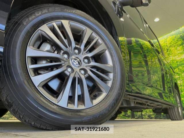 Toyota VOXY 2023-05 313602-14