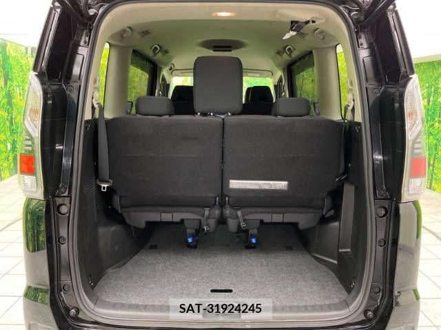 Nissan SERENA 2018-10 204969-11