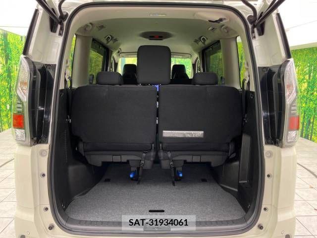 Nissan SERENA 2019-02 206647-11
