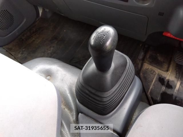 Isuzu ELF TRUCK 2016-06 446152-6