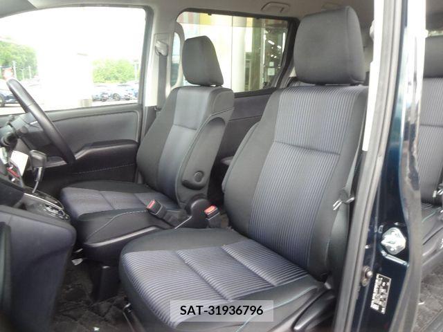 Toyota VOXY 2015-02 289026-8