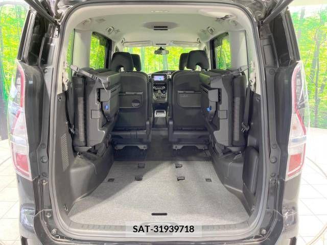 Nissan SERENA 2019-10 367678-11