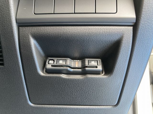 Mazda MAZDA3 2019-08 20383-25