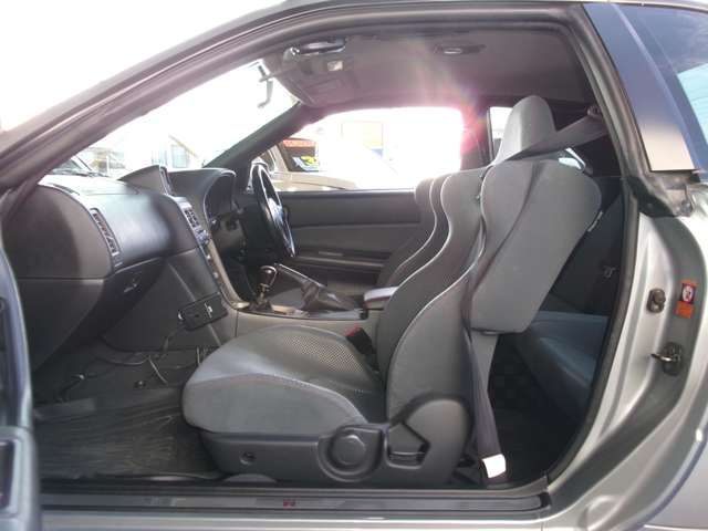 Nissan SKYLINE GT-R 1999-06 17324-15