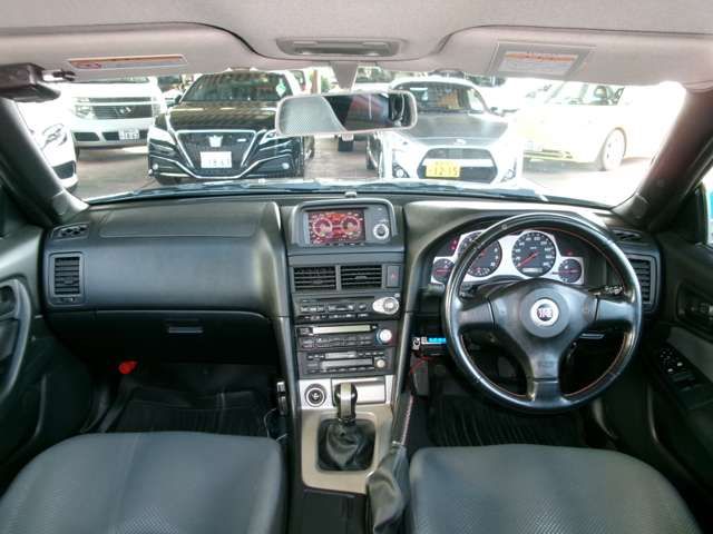 Nissan SKYLINE GT-R 1999-06 17324-3