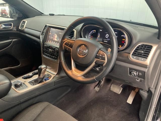 Jeep GRAND CHEROKEE 2017-09 16823-1