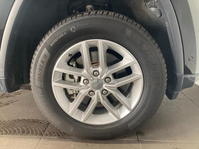 Jeep GRAND CHEROKEE 2017-09 16823-18