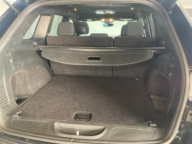 Jeep GRAND CHEROKEE 2017-09 16823-17