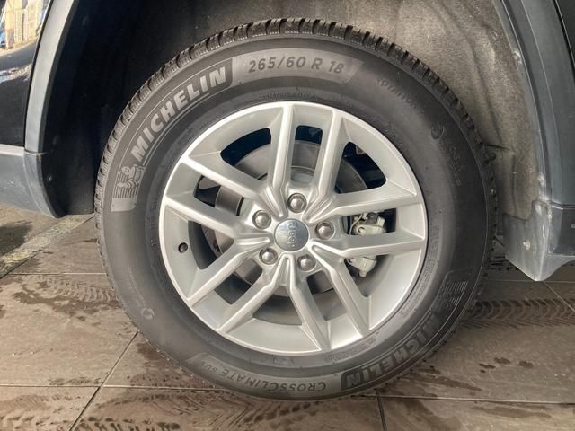 Jeep GRAND CHEROKEE 2017-09 16823-9