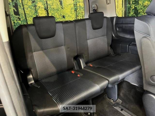 Toyota VOXY 2017-06 321511-10