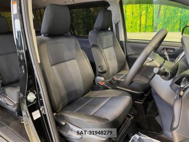 Toyota VOXY 2017-06 321511-8