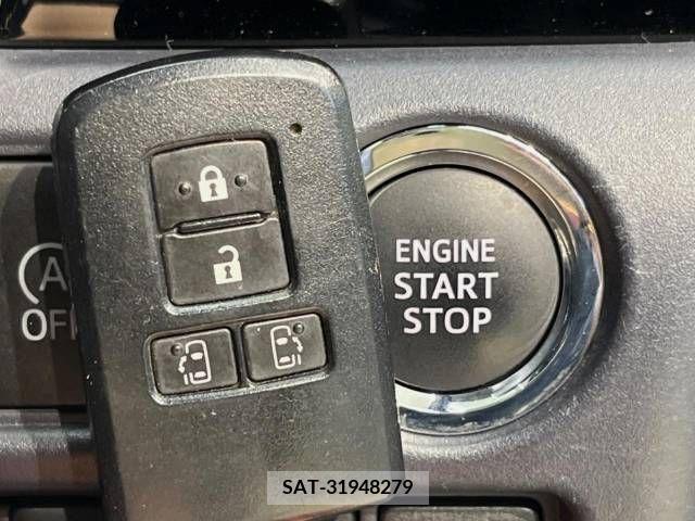 Toyota VOXY 2017-06 321511-7