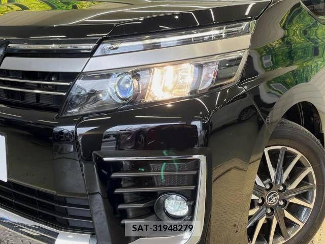 Toyota VOXY 2017-06 321511-13