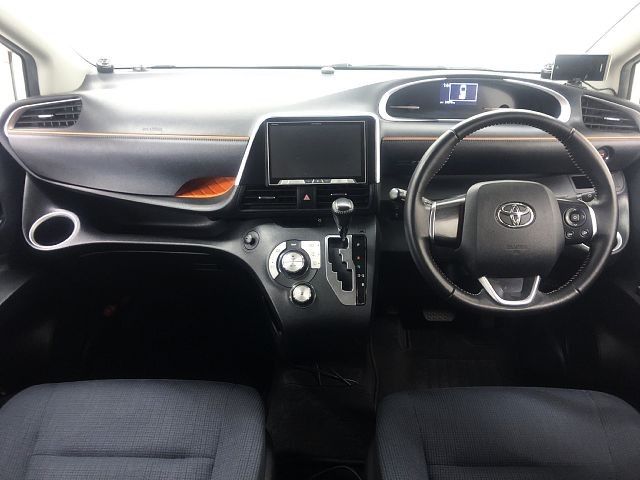 Toyota SIENTA 2016-11 194268-1