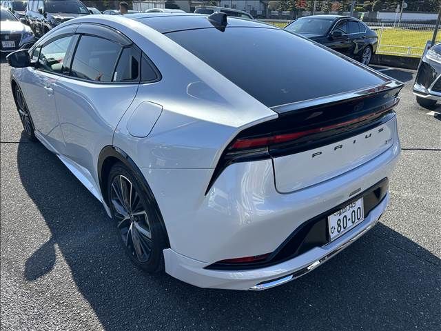 Toyota PRIUS 2023-02 192347-2