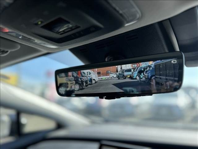 Toyota PRIUS 2023-02 192347-11